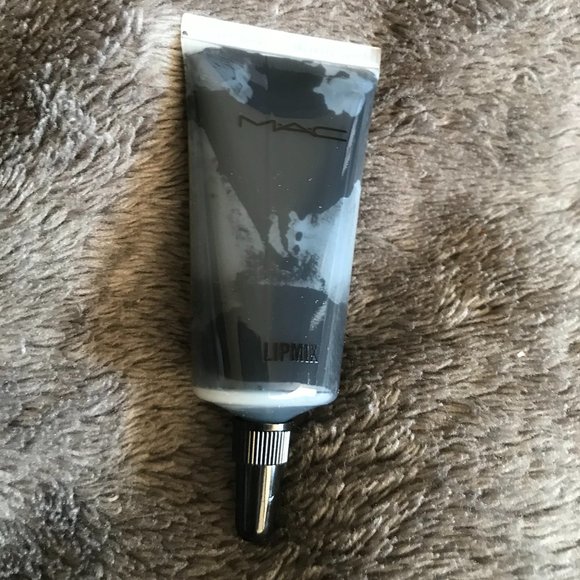 MAC Lipmix - Black - Picture 2 of 3